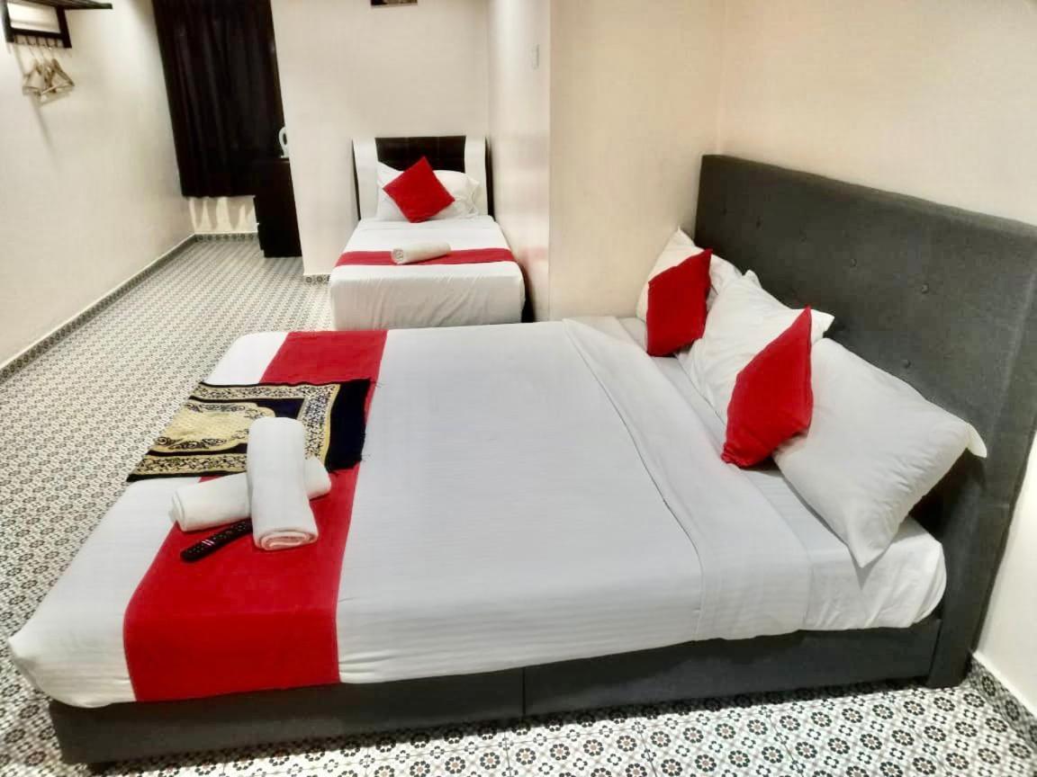 Ar Rayyan Hotel Tanah Rata Ngoại thất bức ảnh